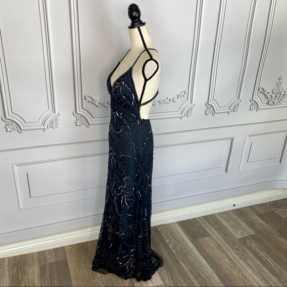 Jump Apparel Black Long Beaded Backless Dress | Size 7/8 - Picture 11 of 14